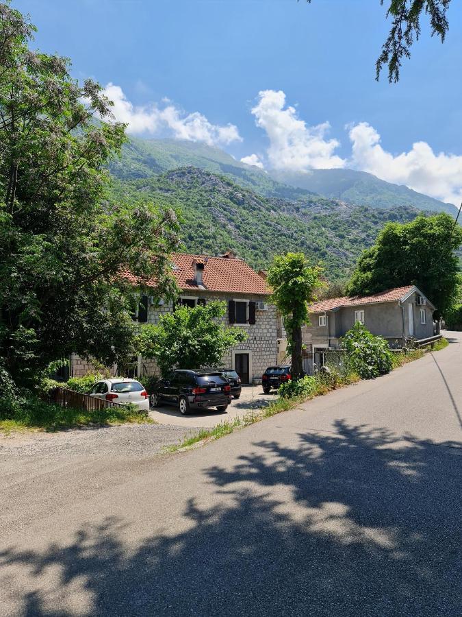 Stone House Apartment Kotor Eksteriør billede